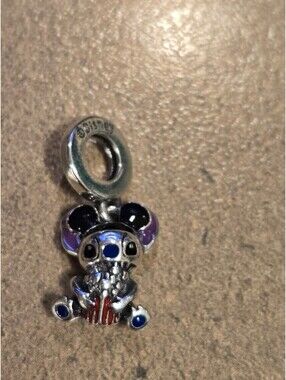 PANDORA Disney stitch charm